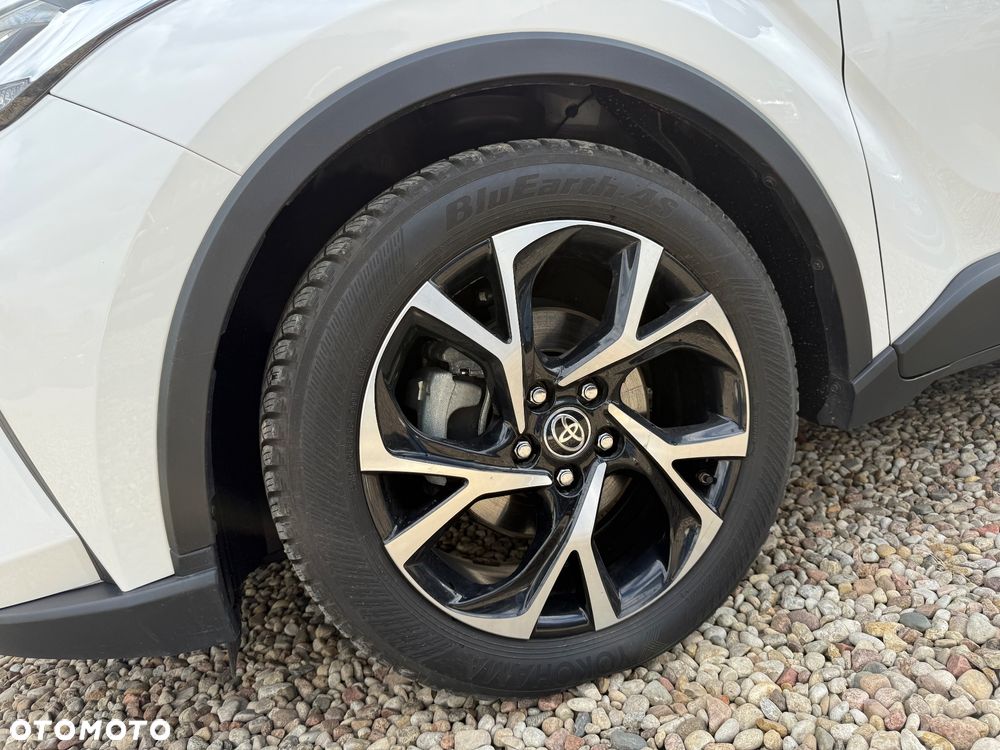 Toyota C-HR - 35