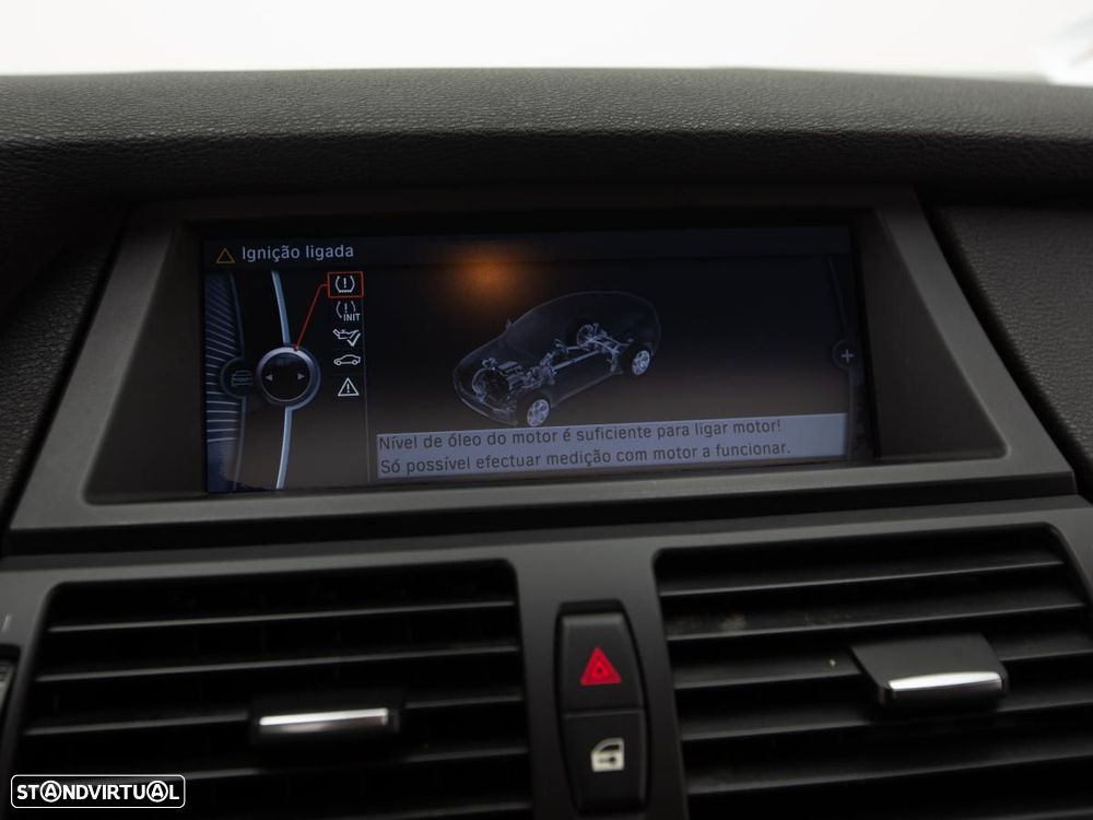 BMW X6 - 33
