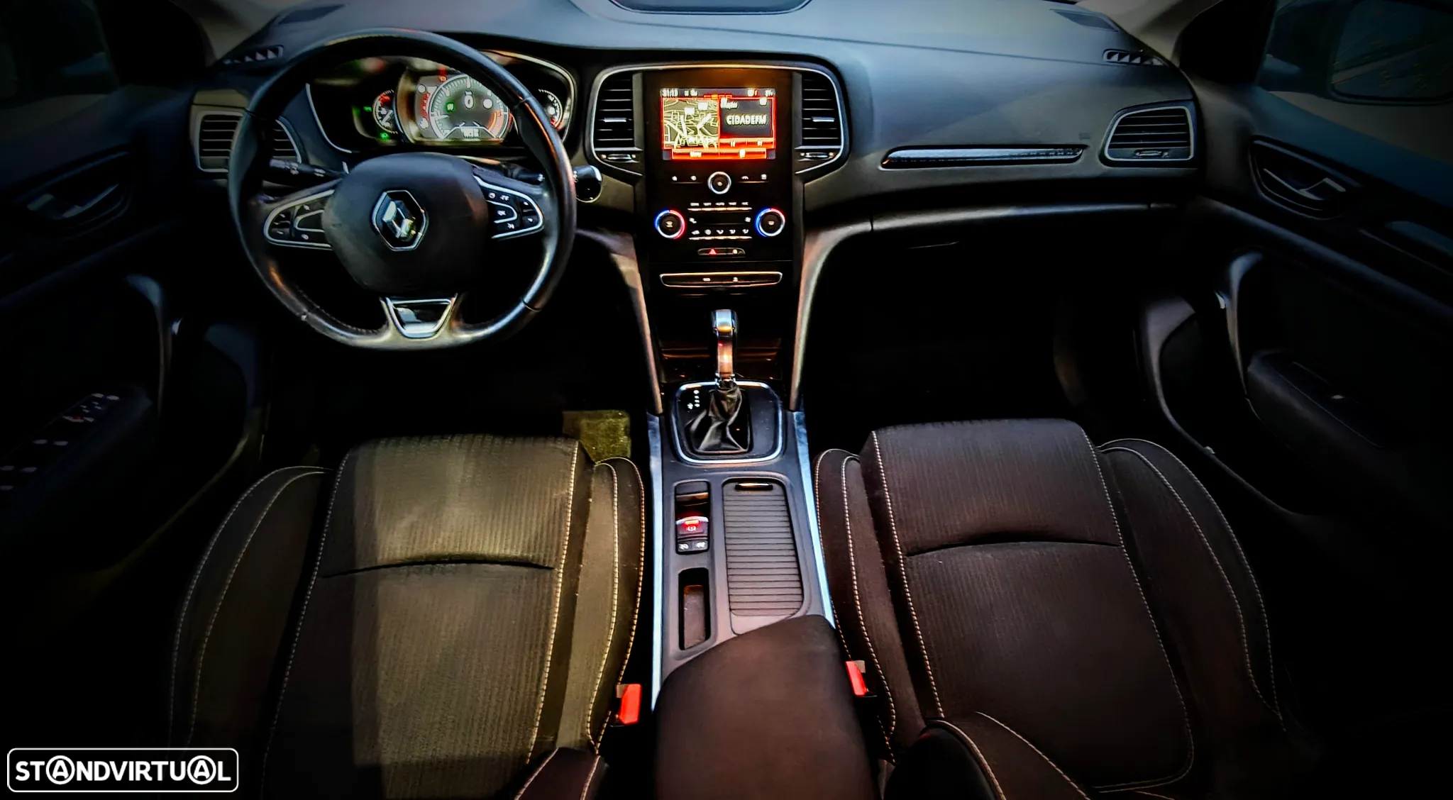 Renault Mégane ENERGY dCi 110 EDC LIMITED - 9