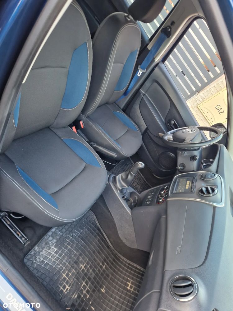 Dacia Sandero - 4