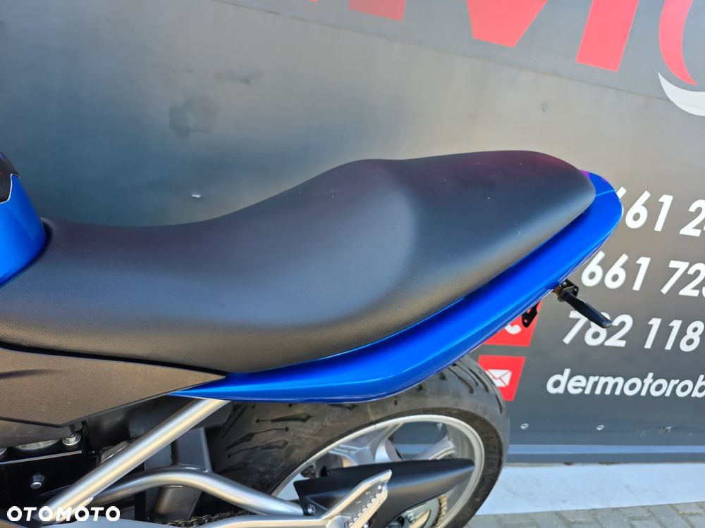 Kawasaki ER - 10