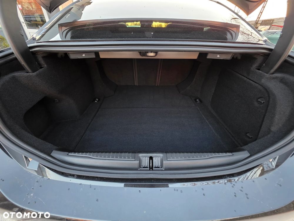 Alfa Romeo Giulia 2.0 Turbo 16V AT8-Q4 Estrema - 32