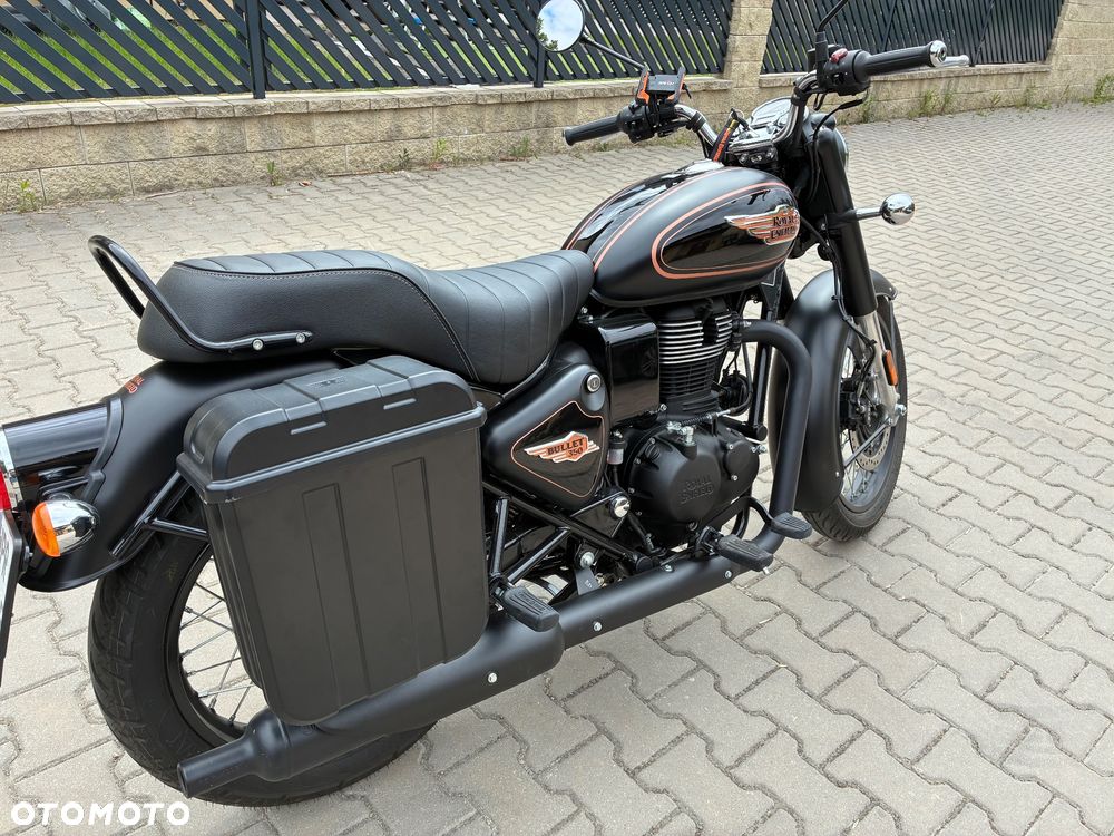 Royal Enfield Bullet 350 - 4