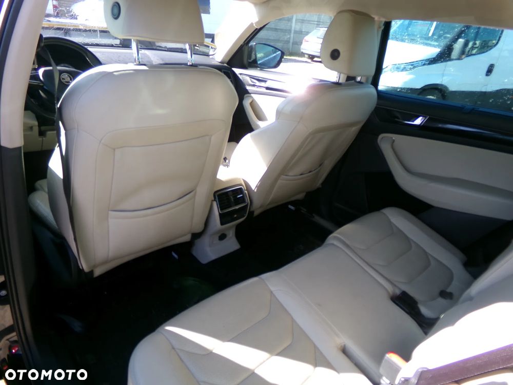 Skoda Kodiaq 2.0 TSI 4x4 Style DSG - 6