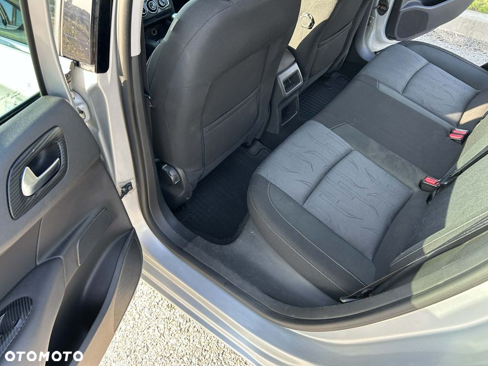 Citroën C4 VTi 120 Attraction - 9