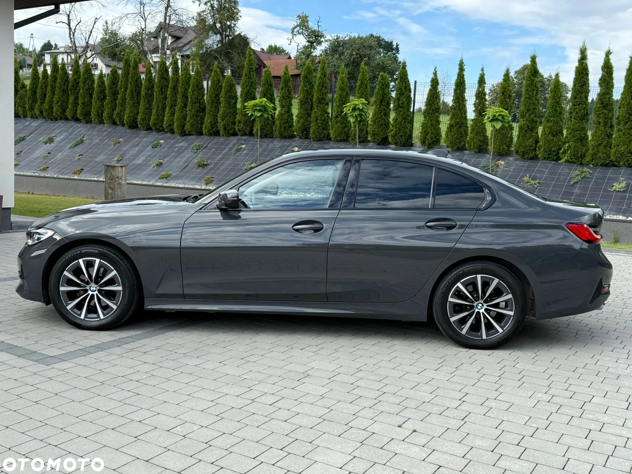 BMW Seria 3 320d Sport Line - 2