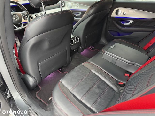 Mercedes-Benz Klasa E AMG 43 4Matic 9G-TRONIC - 6