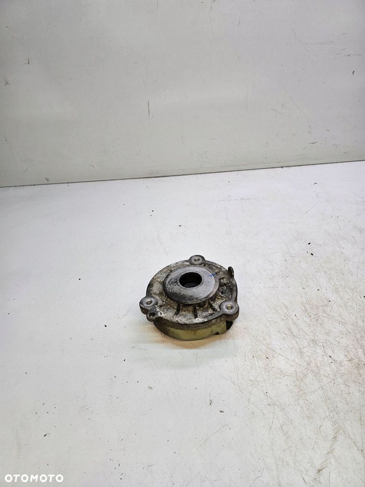 MOCOWANIE GÓRNE AMORTYZATORA PRZÓD A4 B9 A5 8W0413333