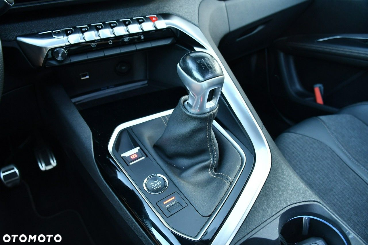 Peugeot 5008 1.2 PureTech GT S&S - 32