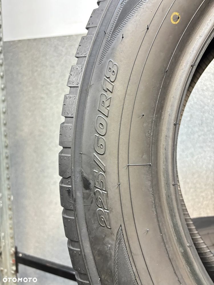 4 Opony Wielosezonowe Toyo 225/60/18 104V - 8