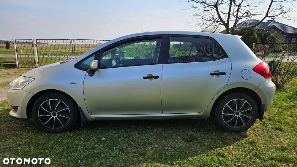 Toyota Auris 1.4 D-4D Luna - 6