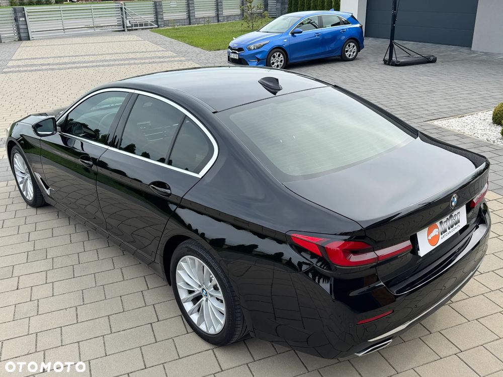 BMW Seria 5 520d xDrive Luxury Line - 19