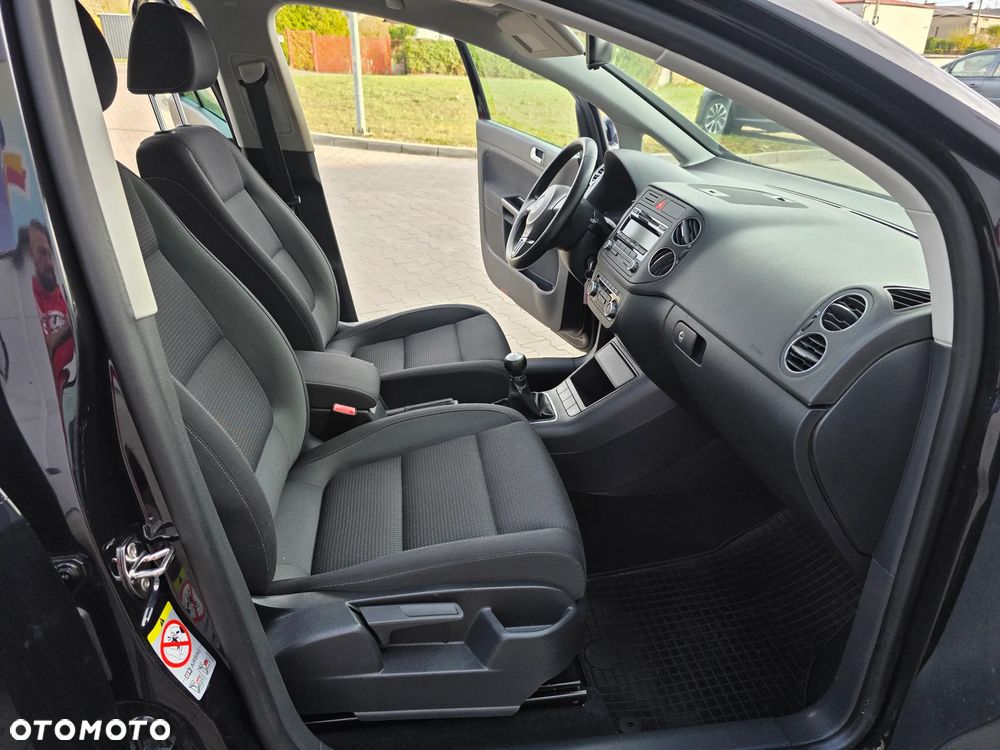 Volkswagen Golf Plus - 19