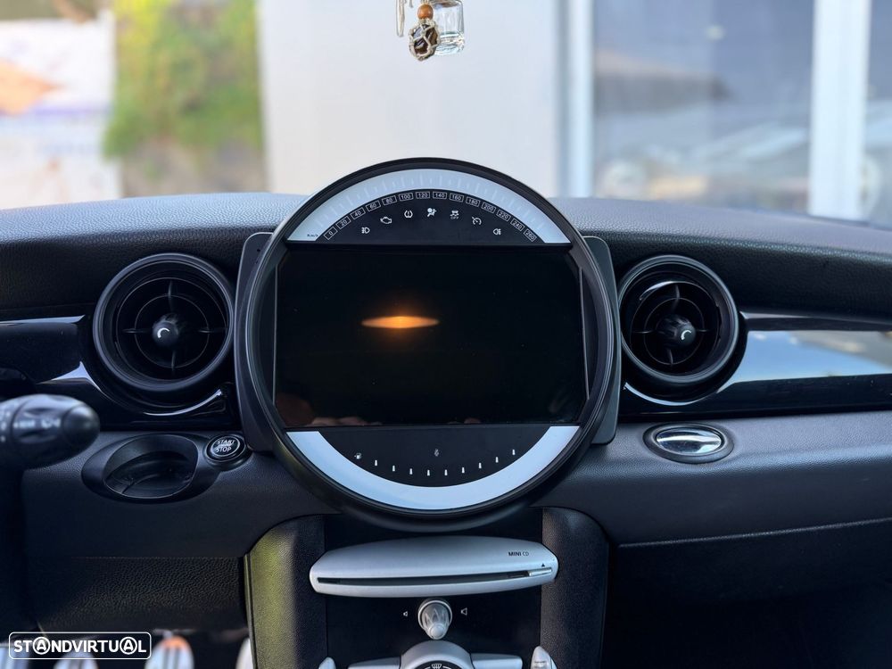 MINI 3 Portas One 1.4 - 16