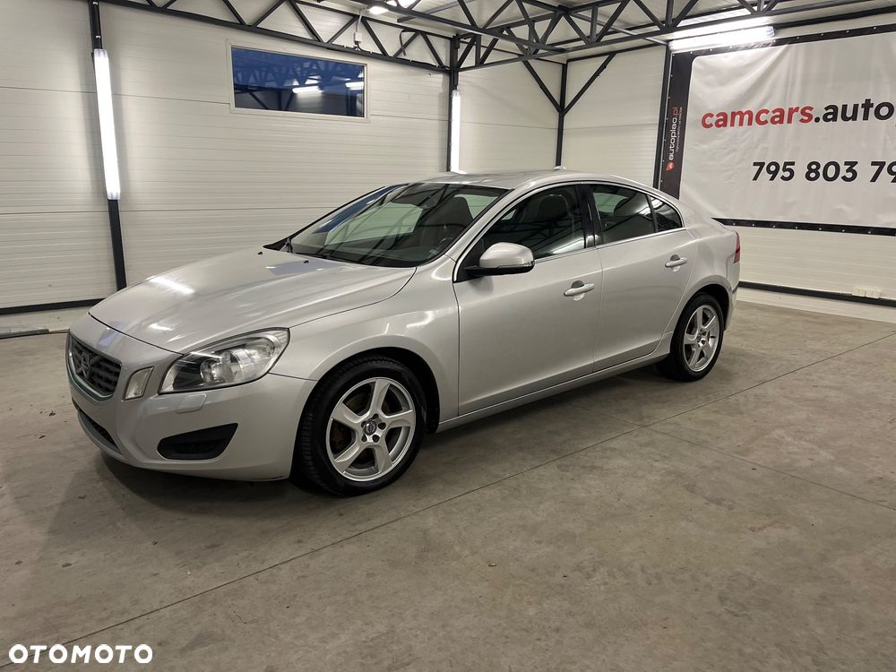 Volvo S60 - 2