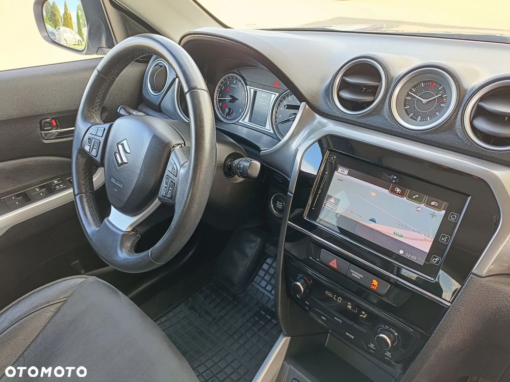 Suzuki Vitara 1.6 XLED SUN 4WD - 11