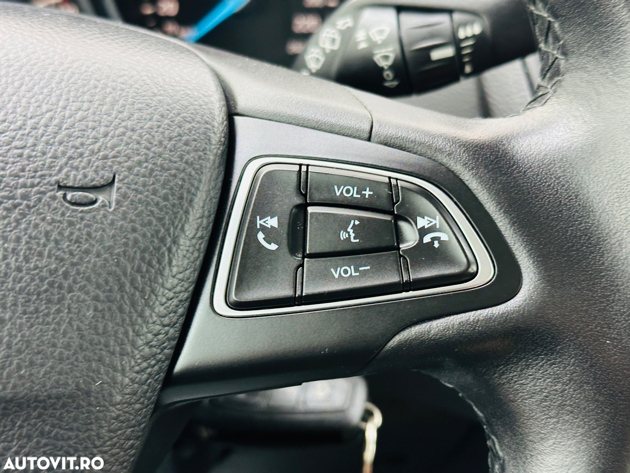Ford Focus - 27