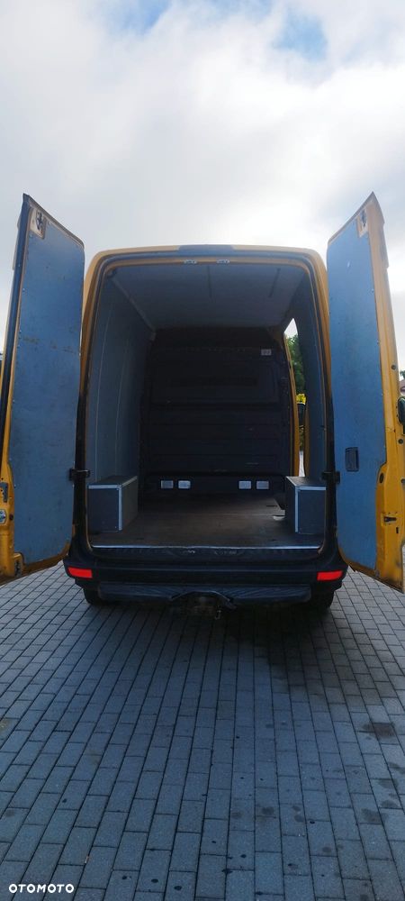 Mercedes-Benz Sprinter - 10