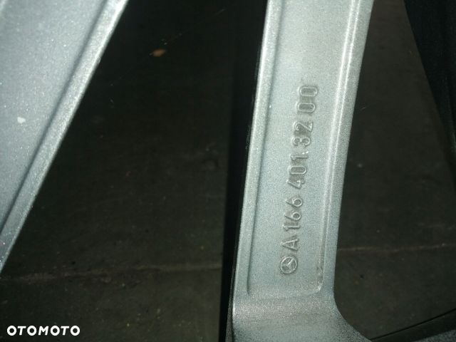 MERCEDES GL W166 X166 FELGA AMG A1664013200 21'' - 11
