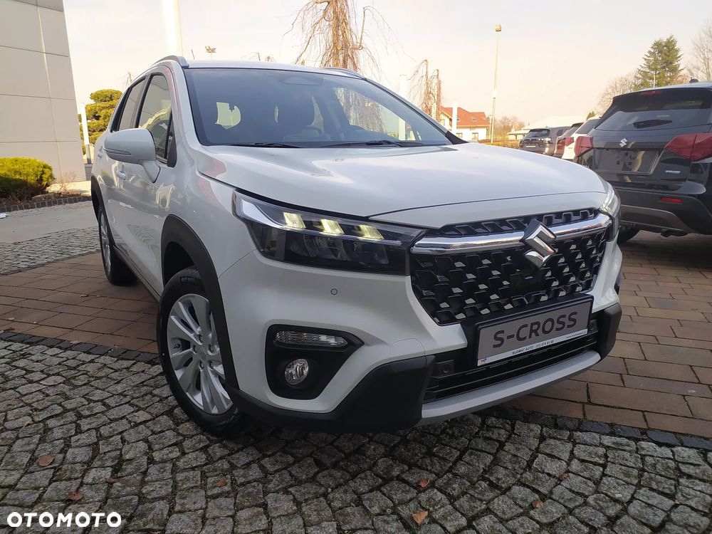 Suzuki S-Cross 1.4 BoosterJet mHEV Premium Plus SP - 8