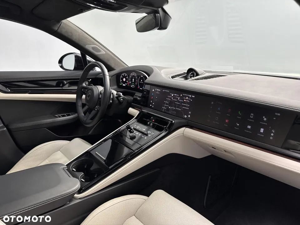 Porsche Panamera Turbo E-Hybrid PHEV - 28