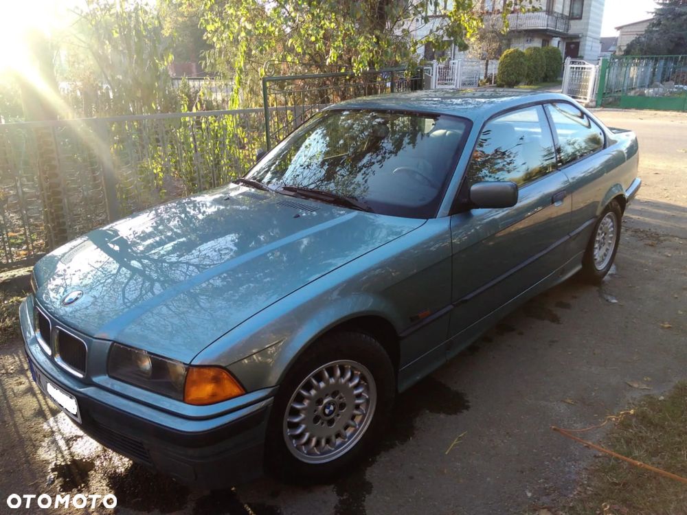 BMW Seria 3 316i - 1