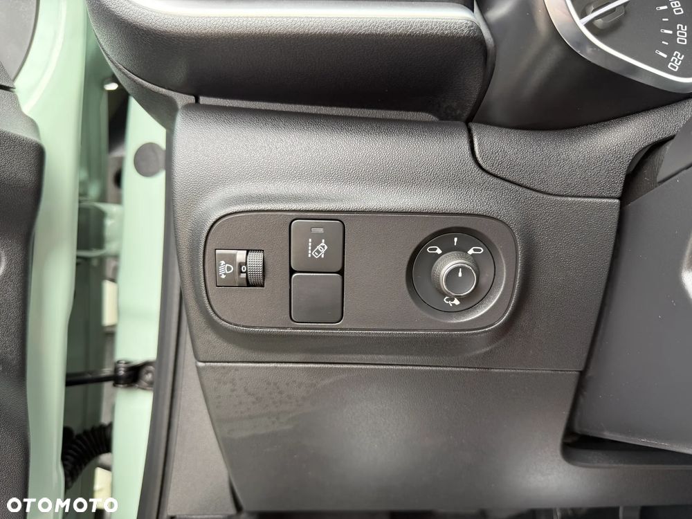 Citroën C3 Pure Tech 110 S&S EAT6 SHINE - 23