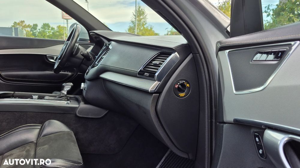 Volvo XC 90 B5 D AWD Geartronic RDesign - 24