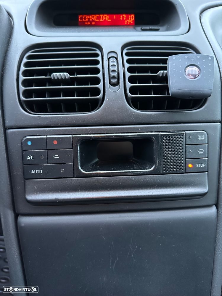 Renault Laguna 1.8 RT - 20