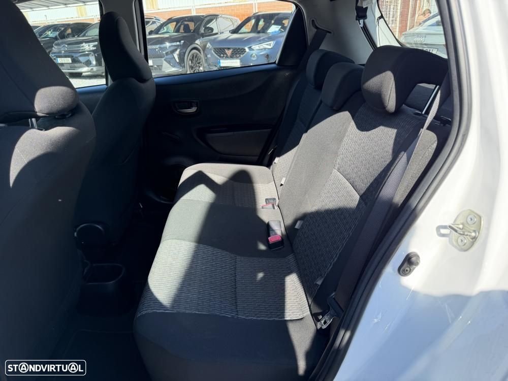 Toyota Yaris 1.4 D-4D Sport +P.Tec. +P.Lu.+TSS - 19