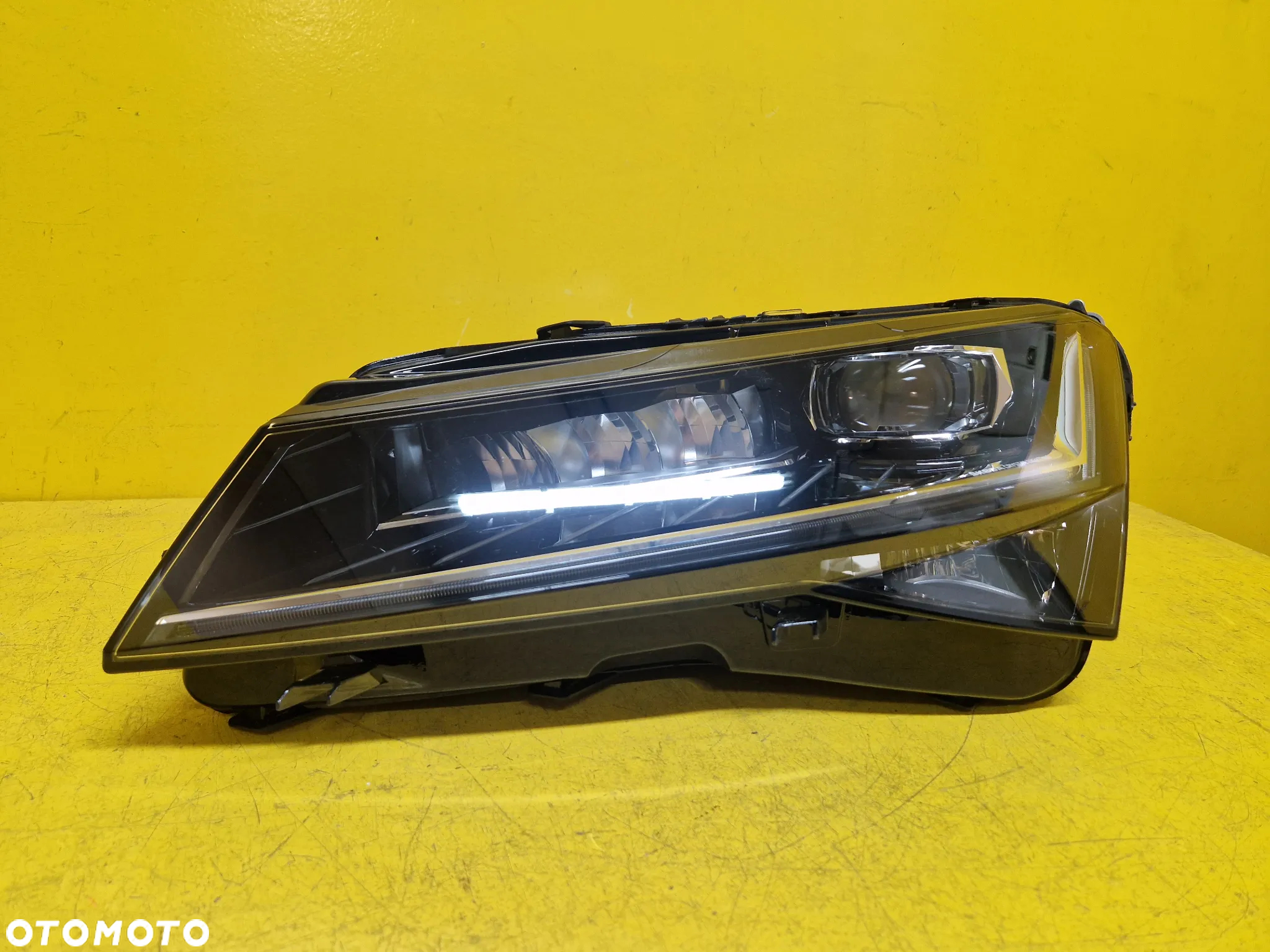 SKODA SUPERB III LIFT LAMPA LEWA FULL LED 3V1941015D - 2