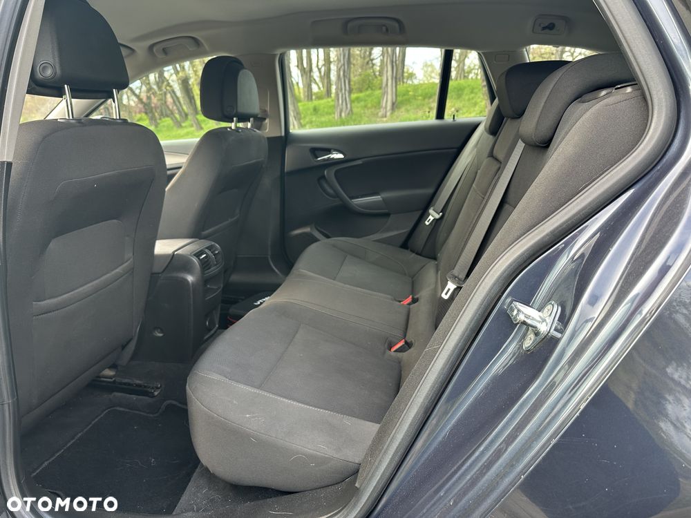 Opel Insignia - 9