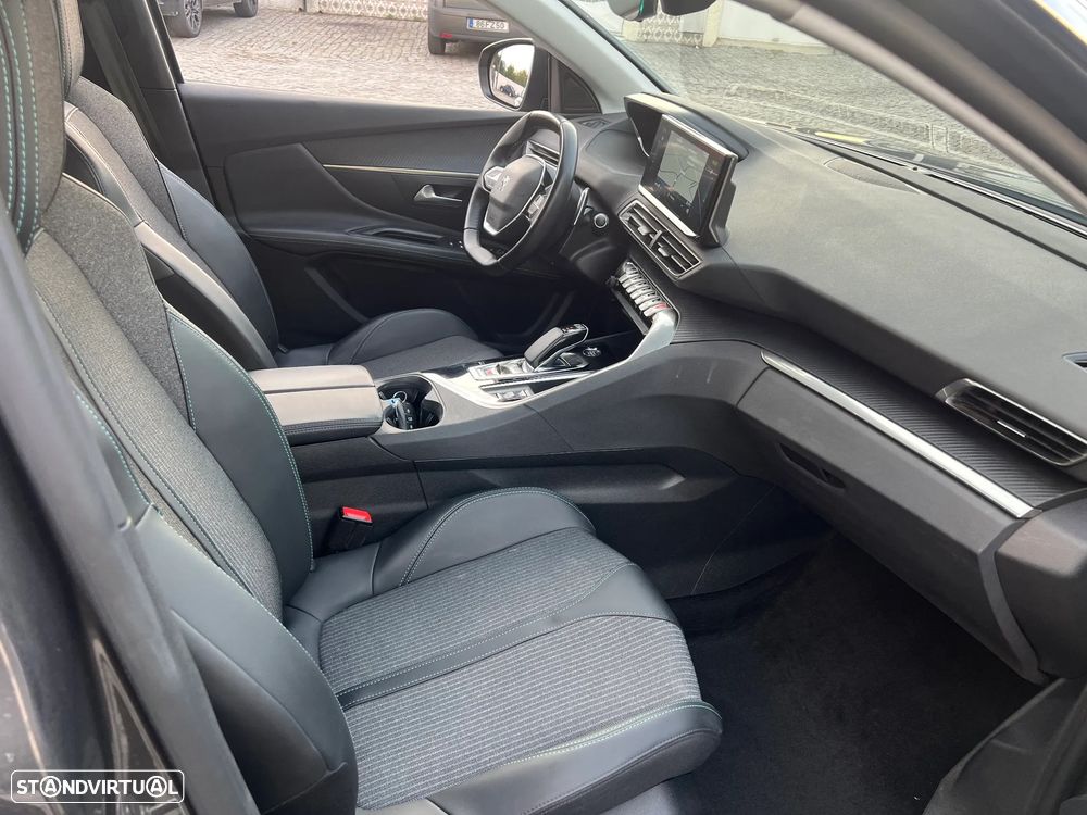 Peugeot 308 - 11