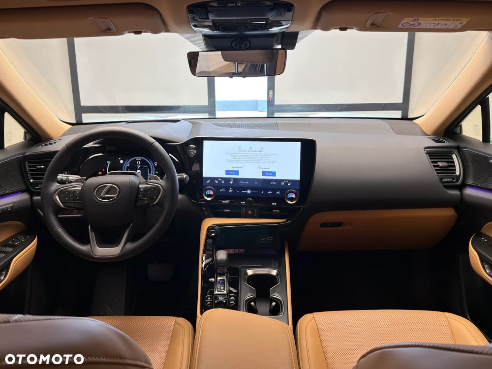 Lexus NX 450h+ Omotenashi AWD - 11