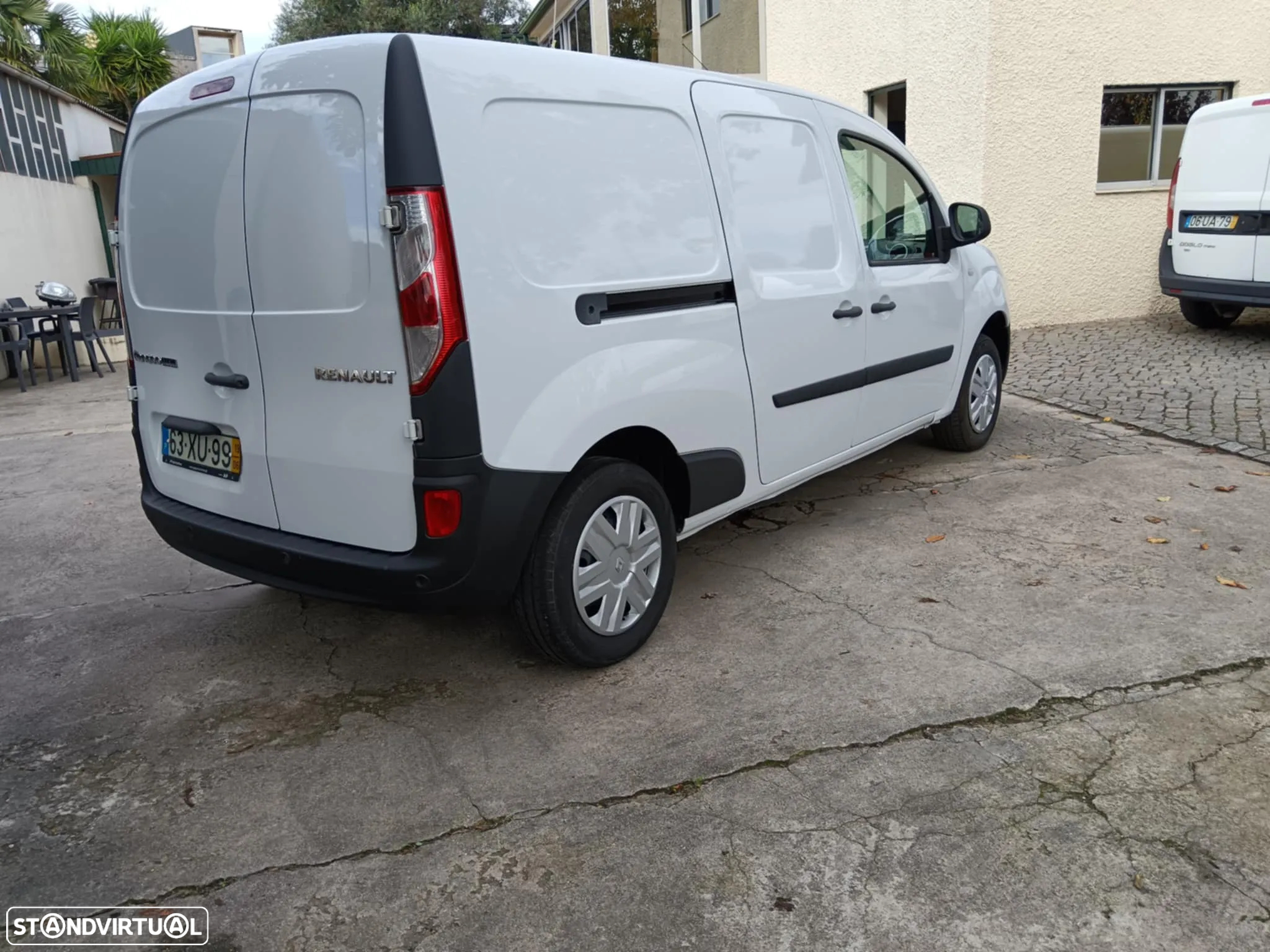 Renault Kangoo 1.5 Dci MAXI 3 LUGARES - 5