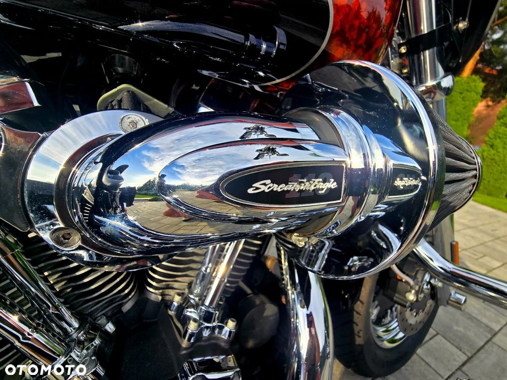 Harley-Davidson Dyna Fat Bob - 8