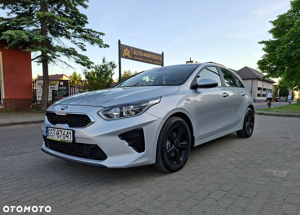 Kia Ceed - 14
