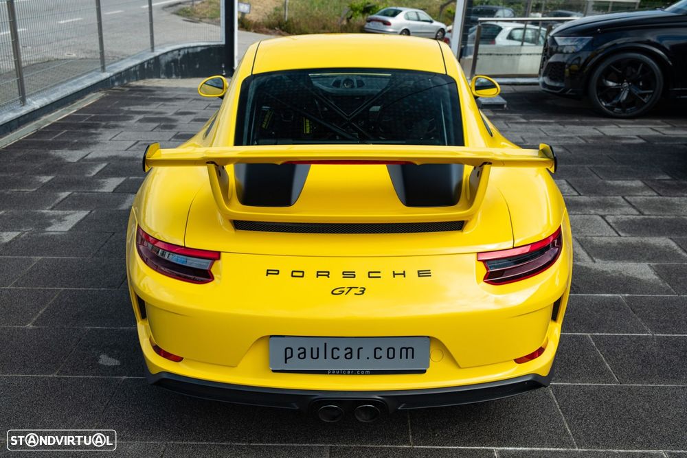 Porsche 911 Série F - 47