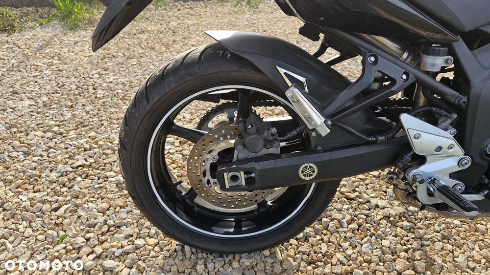 Yamaha FZ6 - 11