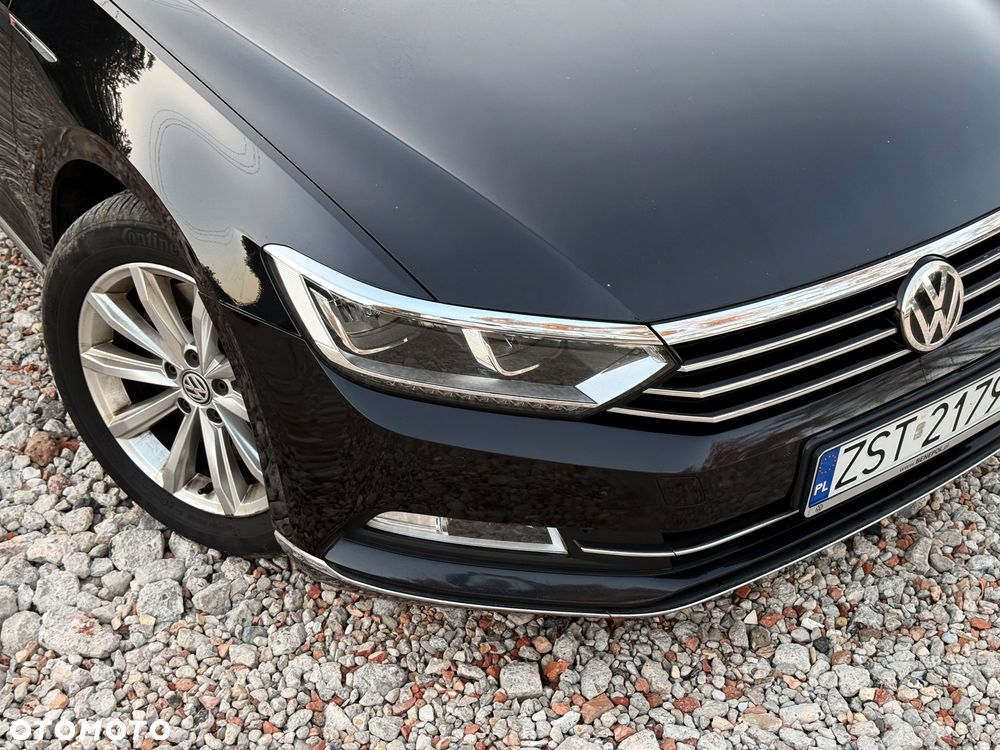 Volkswagen Passat - 2