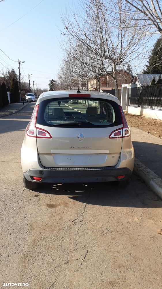 Renault Scenic - 5