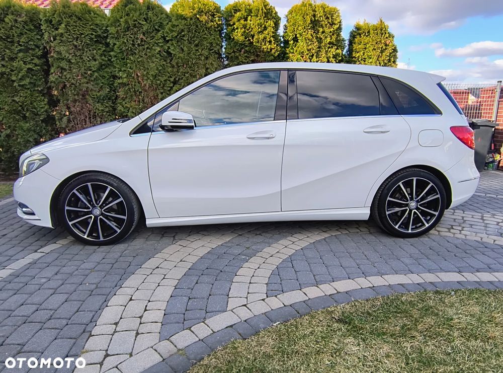 Mercedes-Benz Klasa B 180 AMG Line - 7