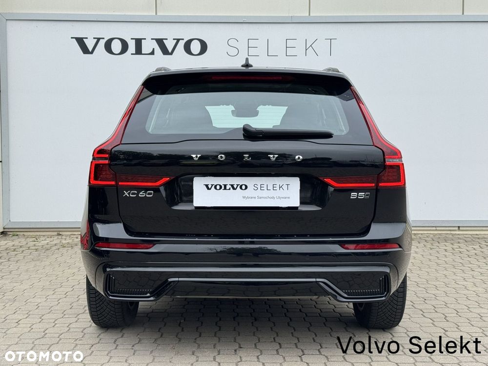 Volvo XC 60 B5 B AWD Plus Dark - 7