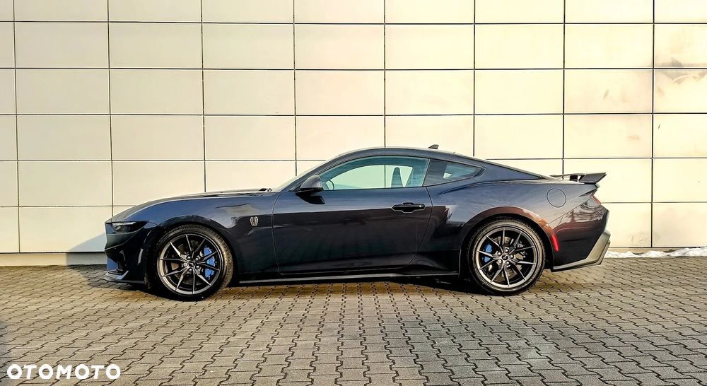 Ford Mustang - 2