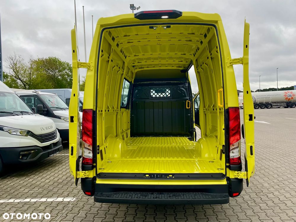 Iveco 35S18HA8 V 3.0 Diesel 180 KM 8AT ZF L3H2 HIT! - 23