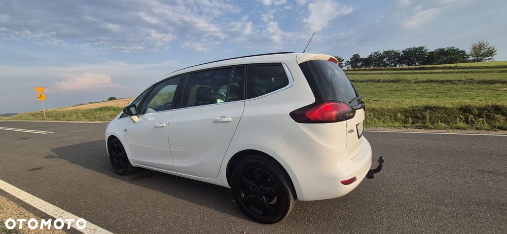 Opel Zafira - 8
