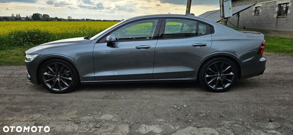 Volvo S60 T6 AWD Momentum Pro - 9