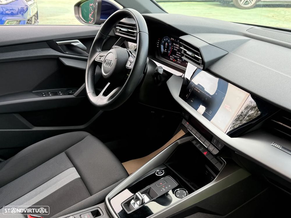 Audi A3 Limousine 30 TFSI S line S tronic - 30