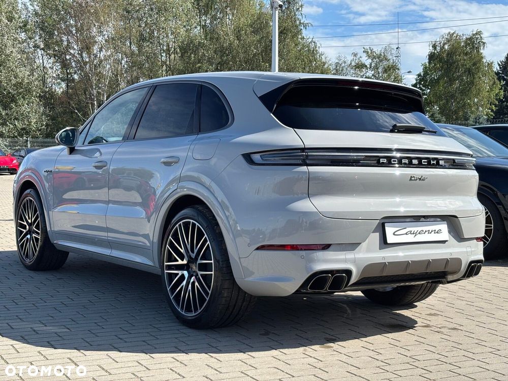 Porsche Cayenne - 3