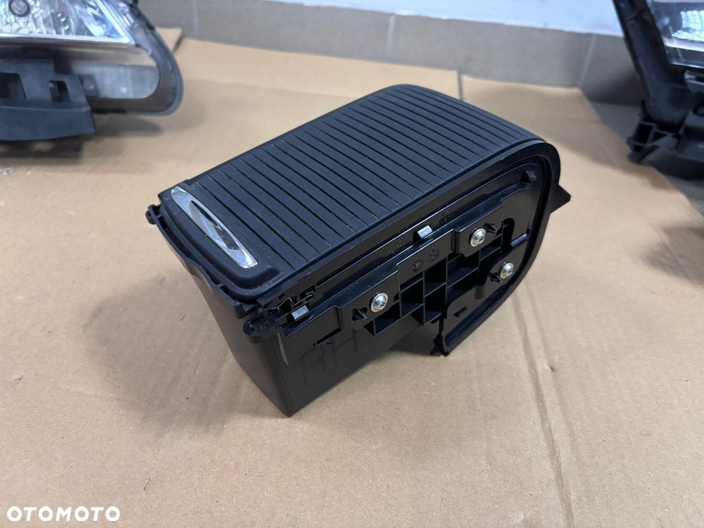 OPEL MOKKA SCHOWEK WNĘTRZE ROLETA AVF45423 - 4